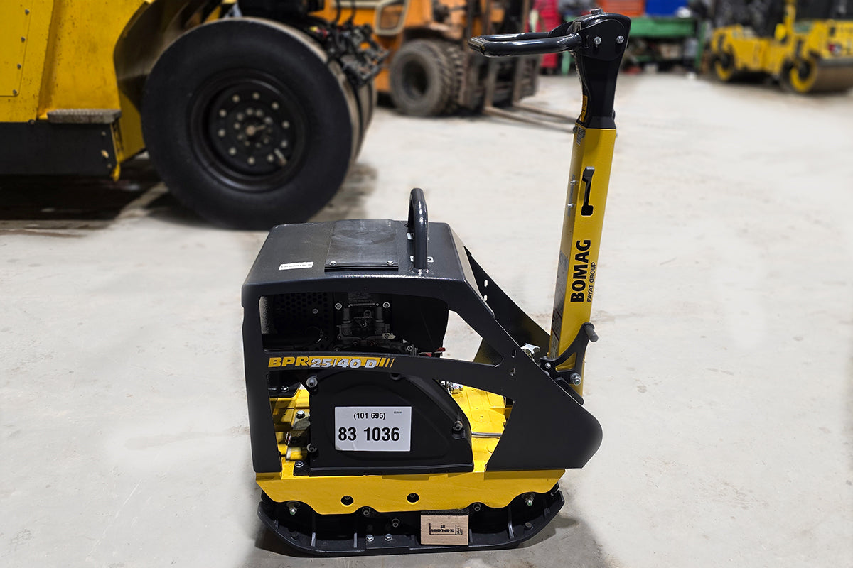 BOMAG BPR 25/40 D - VIBRATORY PLATE